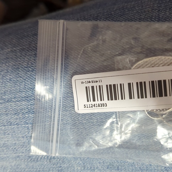 Sunflower Heart Pendant Necklace On Stainless Steel Chain NWT. - Picture 7 of 7